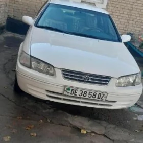 Toyota Camry 2000