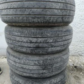 215 70 16