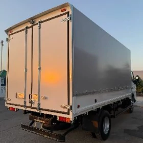 Mitsubishi Canter 2025