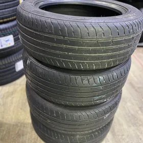 Kapsen 215/55R17 komplekt