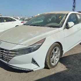 Hyundai Elantra 2021