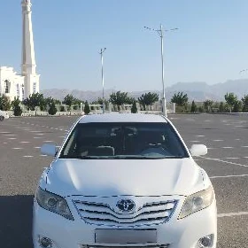 Toyota Camry 2011
