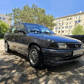 Opel Astra 1998