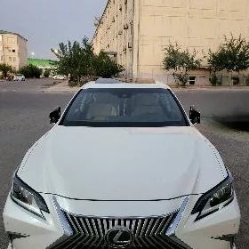 Lexus ES 350 2020