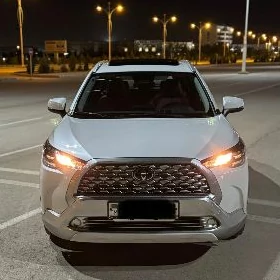 Toyota Corolla Cross Hybrid 2025