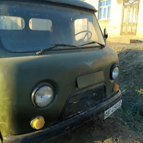 UAZ 452 1987