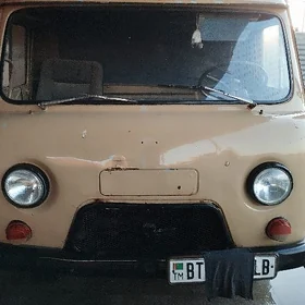 UAZ Profi 1984