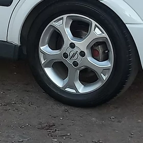 Opel Diska 16