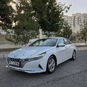 Hyundai Elantra 2021