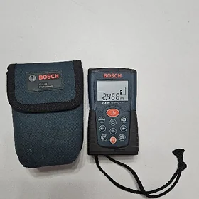 Лазерный дальномер BOSCH DLE40