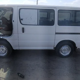 Toyota Hiace 1998