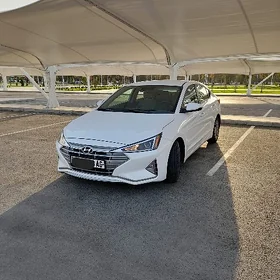 Hyundai Elantra 2020