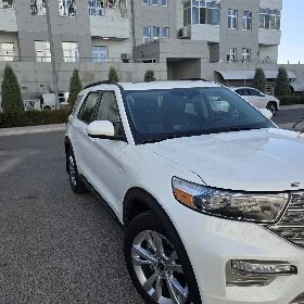 Ford Explorer 2023
