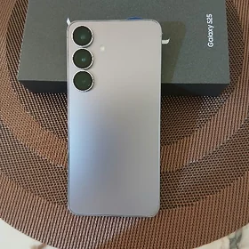 Samsung Galaxy S25