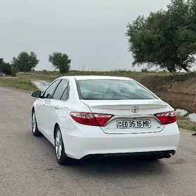 Toyota Camry 2016