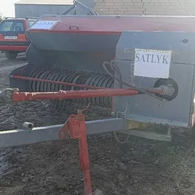 MTZ 82 2015