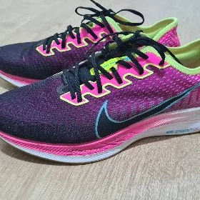 Original Nike, razm 43
