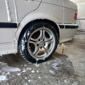 e46