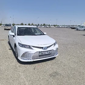 Toyota Camry 2022