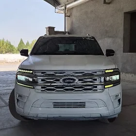 Ford Expedition 2022