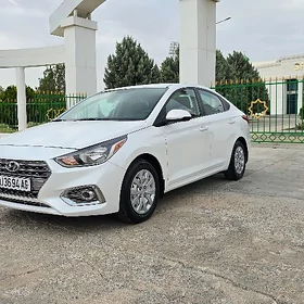 Hyundai Accent 2022