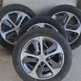 Hyundai diska r16
