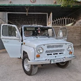 UAZ 469 2000