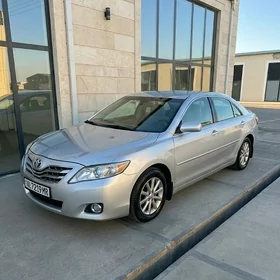 Toyota Camry 2010