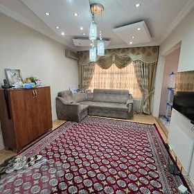 Мир 4 2 этаж 2+1 комната