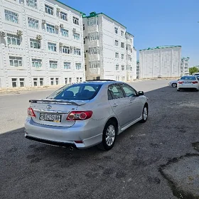 Toyota Corolla 2011