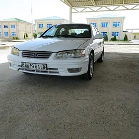 Toyota Camry 2000