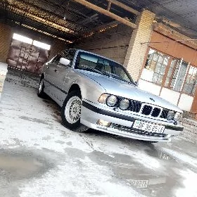 BMW 528 1989