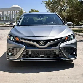 Toyota Camry 2022
