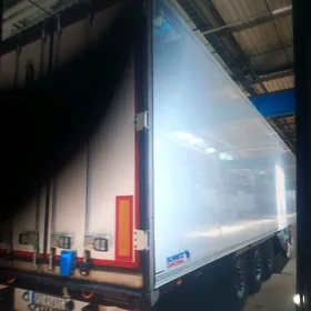 Schmitz Cargobull 2021