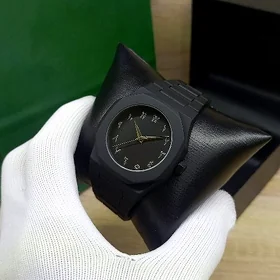 Karbon sagat часы