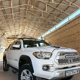 Toyota Tacoma 2017