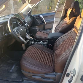 Toyota Land Cruiser Prado 2014