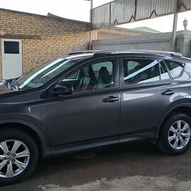 Toyota RAV4 2014