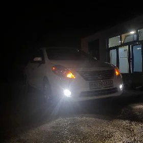 Nissan Versa 2013