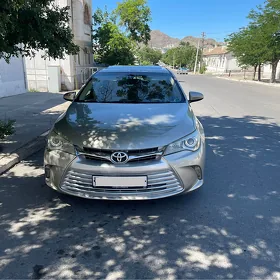 Toyota Camry 2015