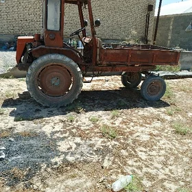 MTZ T-28 2005