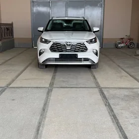 Toyota Highlander 2020