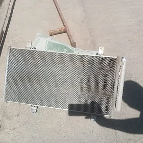 Radyator Camry 2010