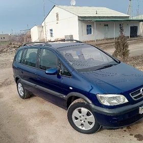 Opel Zafira 2004