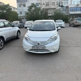 Nissan Versa Note 2013