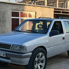 Opel Frontera 1993