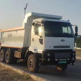 Ford Cargo 3535D 2013