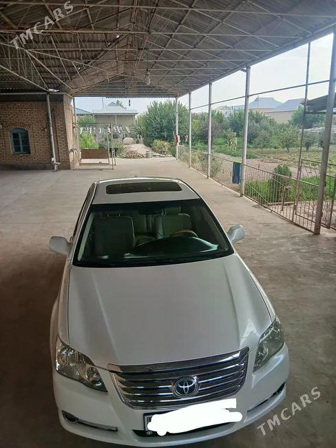 Toyota Avalon 2005