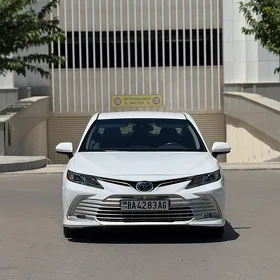 Toyota Camry 2022