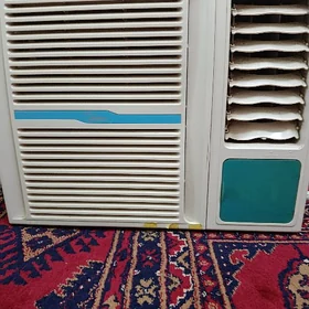 Midea